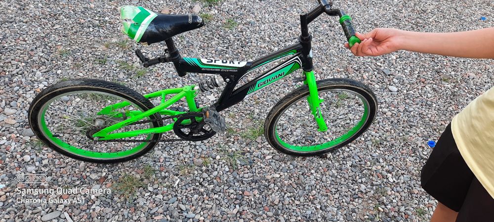 Велосипед сотилади. Нархи 400 000 минг сум.