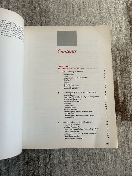 Manual Medicina de Urgenta Paramedici: Advanced Emergency Care (J. B. Lippincott)