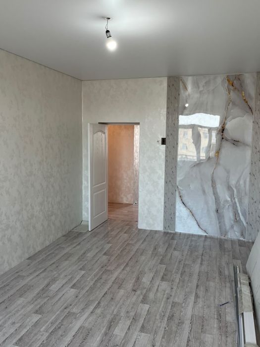 Продам 2- комнатный квартину
