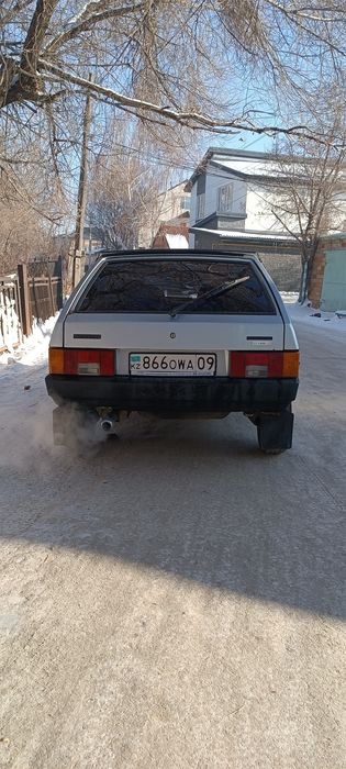 Продается Ваз 2109, 2001 года выпуска.