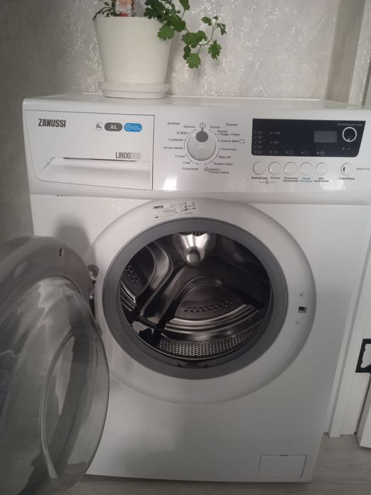 Стиральная машина zanussi