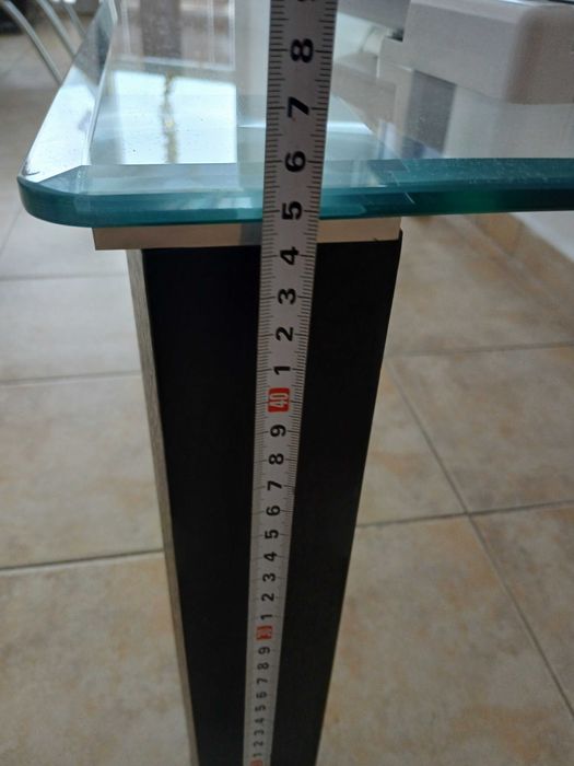 Стъклена холна маса 60 евро