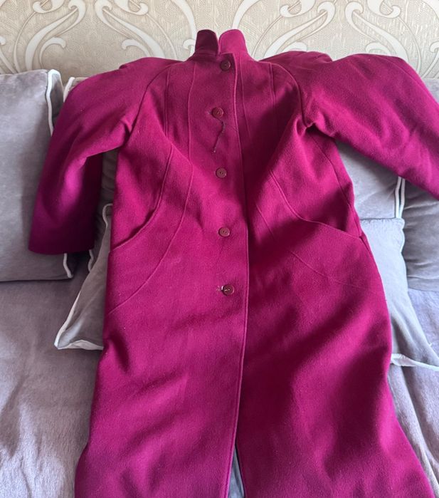 Продам новое пальто