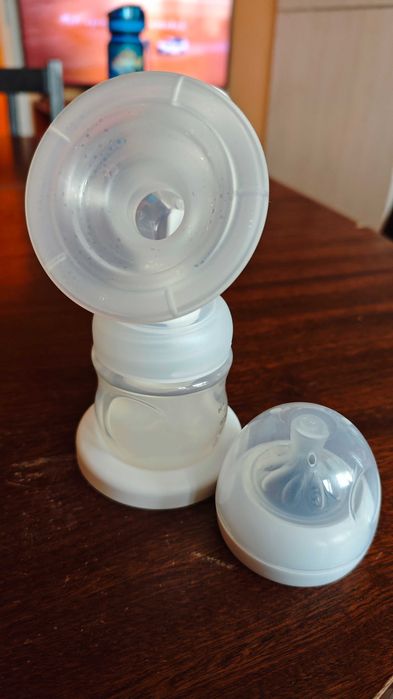 Ръчна помпа за кърма Avent