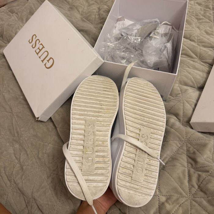 Guess оригинални обувки