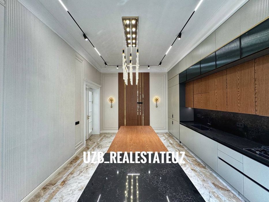 Ор-р: Улица Мукумий Саломатина Продается Новый Евро Дом 4.соток 700м2