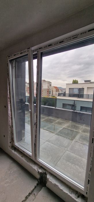 PVC дограма REHAU