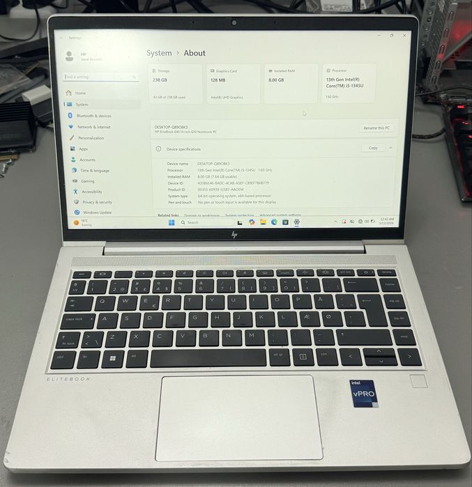 HP EliteBook 640 G10