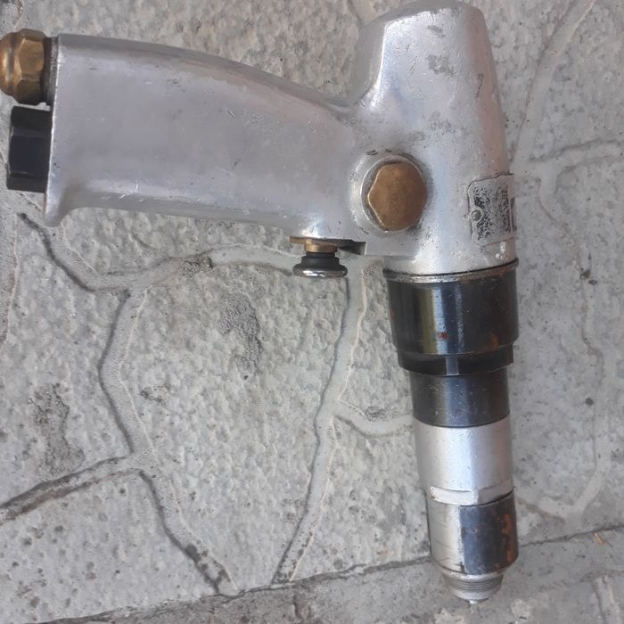 Пневматичен  Винтоверт Дрелка