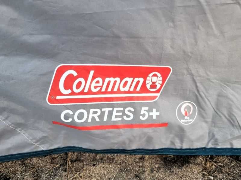 Семейна палатка Cortes 5+ на марката Coleman