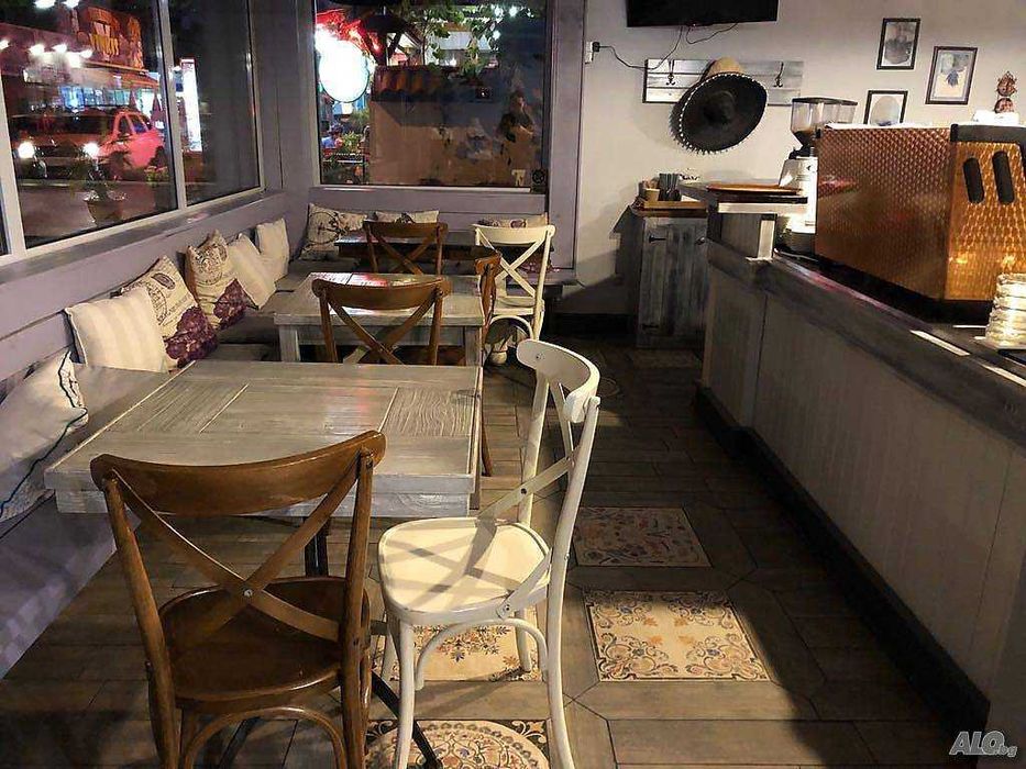 Изключителен ресторант в сърцето на Несебър – готов за работа!