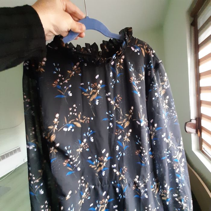 Рокля на марката Trendyol