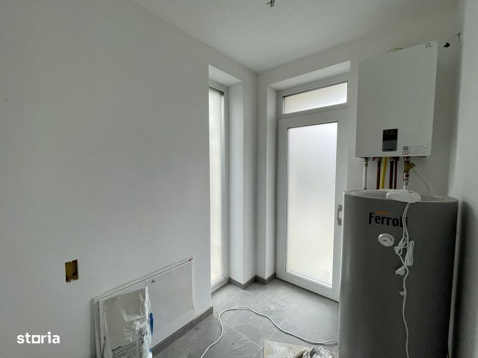 Casa insiruita DE LUX cu 4 cam/120mp! TERASA PANORAMICA! Str. Voronet!
