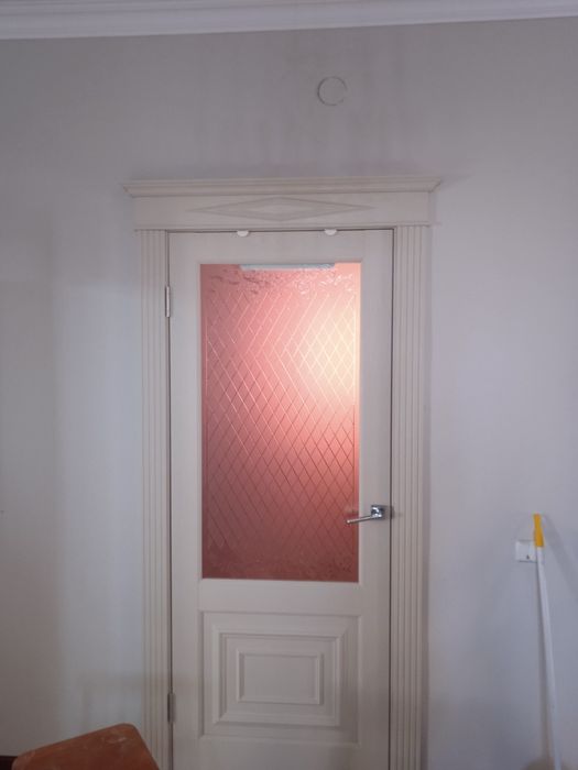 Укладка ламинат , установка дверей межкомнатных и входных дверей , нас ...