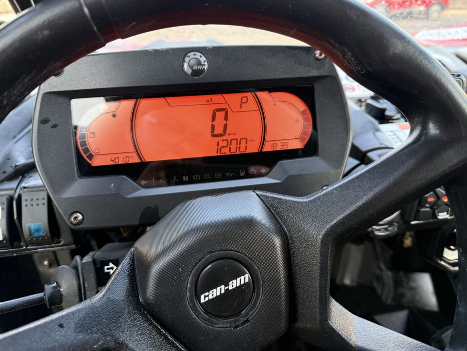 Maverick Can-Am 800 2021
