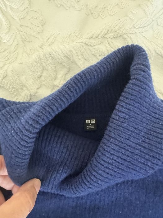 Свитер uniqlo 100% шерсть