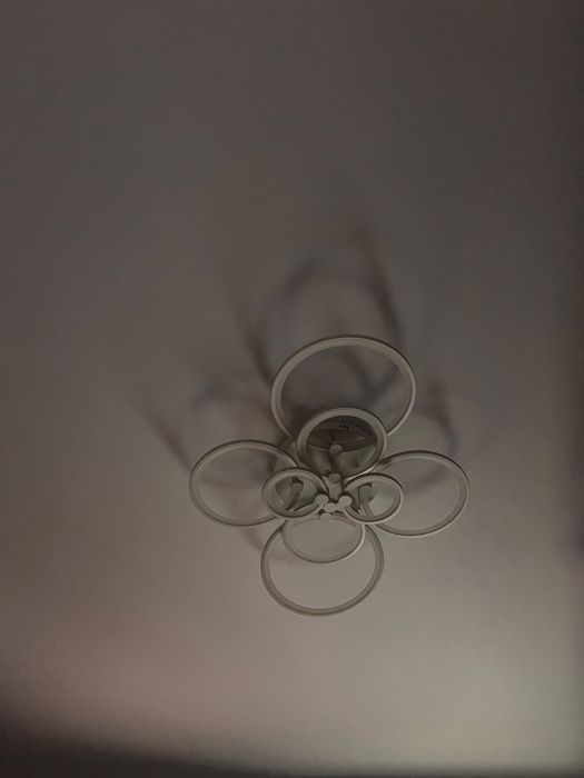 Lustra led cu telecomanda