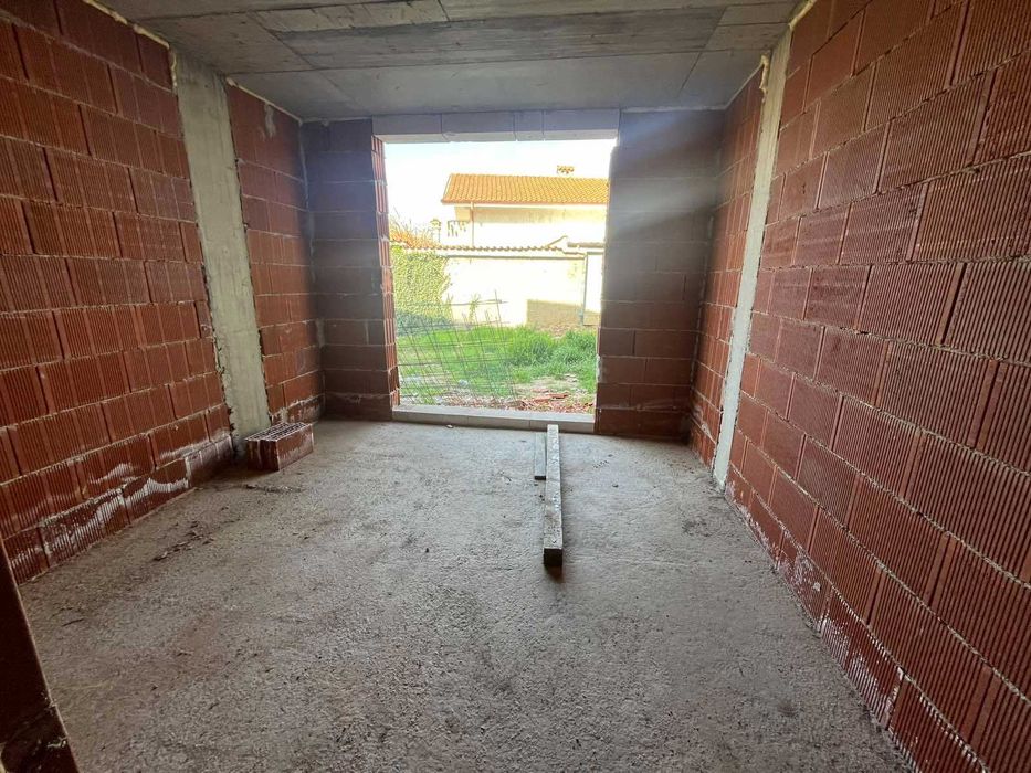 Продава се Тристаен апартамент в Казанлък - 122 кв.м за 842 €/кв.м - Снимка #10