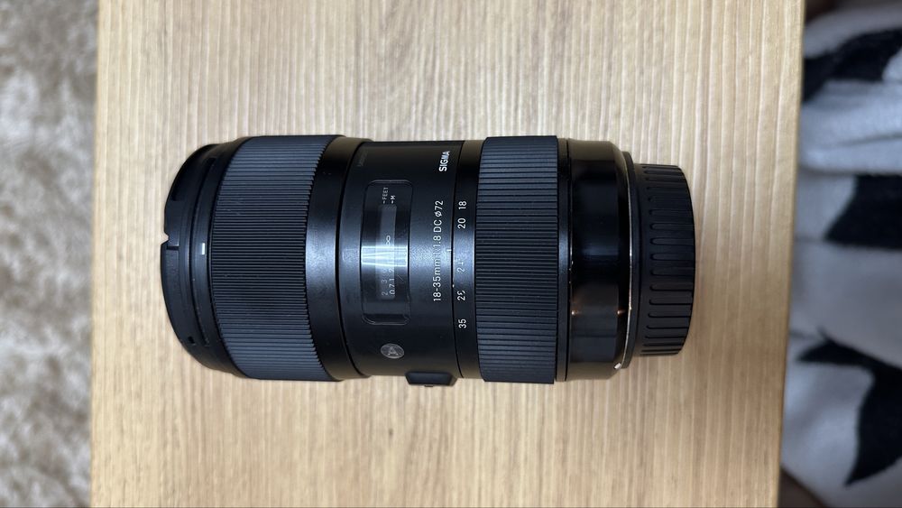 Obiectiv Sigma 18-35mm F1.8 HSM Art Canon EF-S