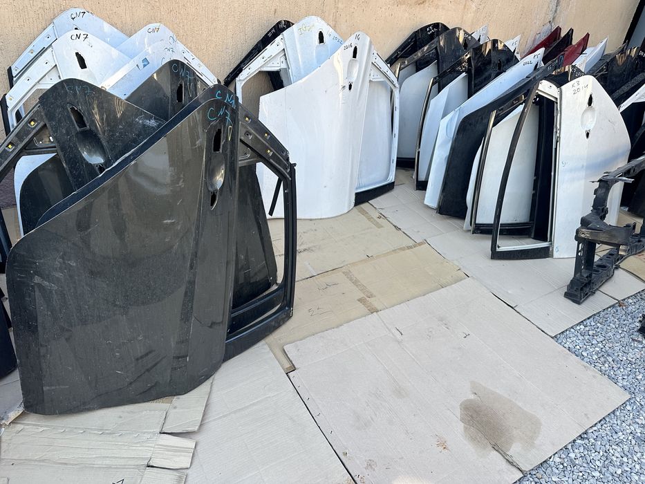 Двери Hyundai Kia Genesis