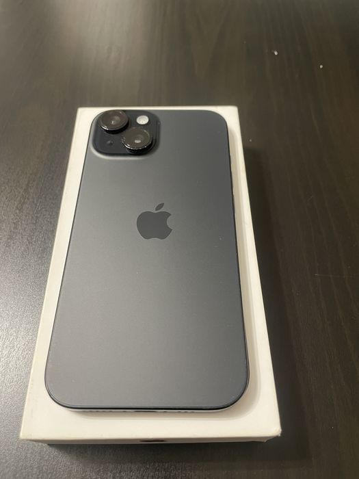Iphone 15 black 128 gb + cablu date + husa