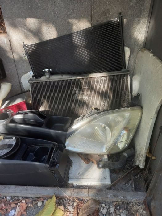 Части за Хонда Сивик 1.6 бензин 2003 г.