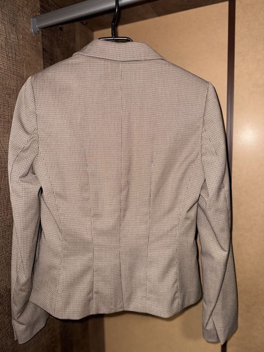 Дамско сако H&M-ново