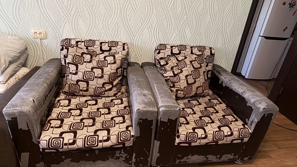 2 кресло отдам даром