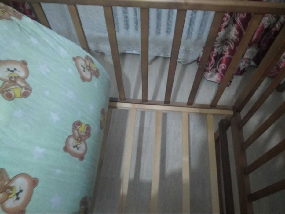 Отдам  бесплатно кровать-манеж