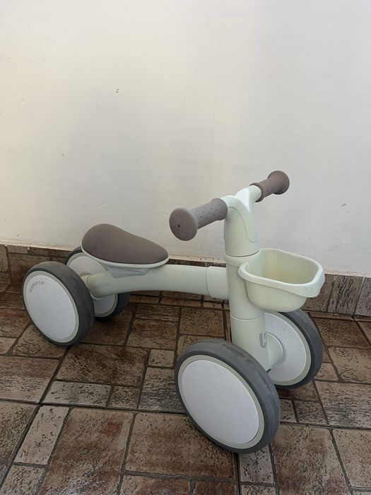 Колело за баланс KikkaBoo