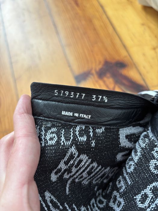 ботуши Баленсиага