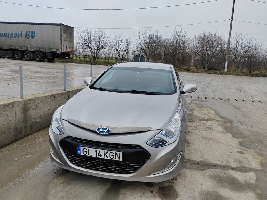 Hyundai sonata 2.0 hibrid