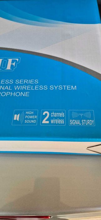 STAR безкабелни микрофони с двуканална майка