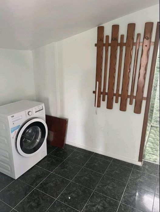 Дава се под наем Етаж от къща в София, Надежда 4 - 150 кв.м за 1095.99 € - Снимка #7