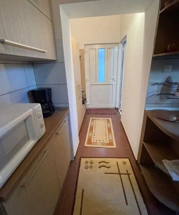 Дава се под наем Едностаен апартамент в Пловдив, Гагарин - 45 кв.м за 219.3 € - Снимка #1