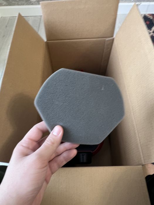 Пылесос Bosch 2000 W