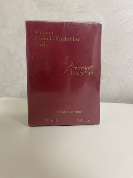 Parfum rouge 540