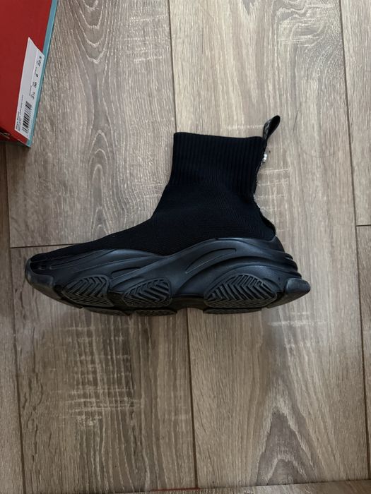 adidasi Steve Madden