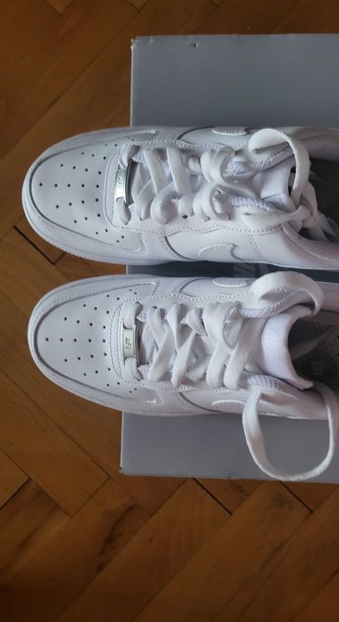 Чисто нови Nike Air Force 1