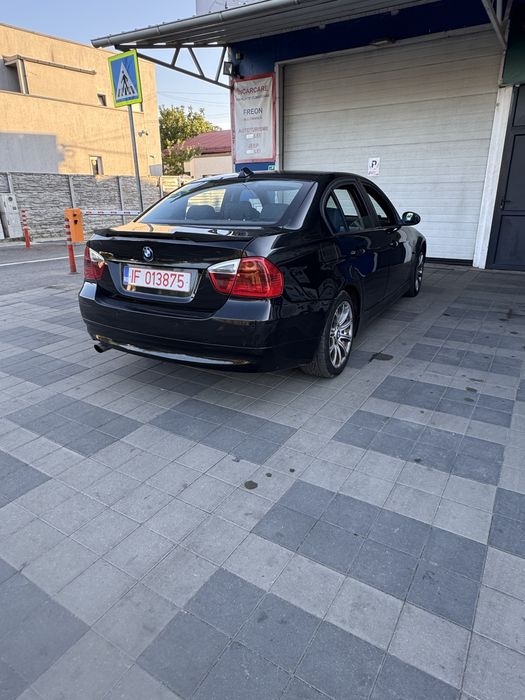 BMW E90 2.0 2007