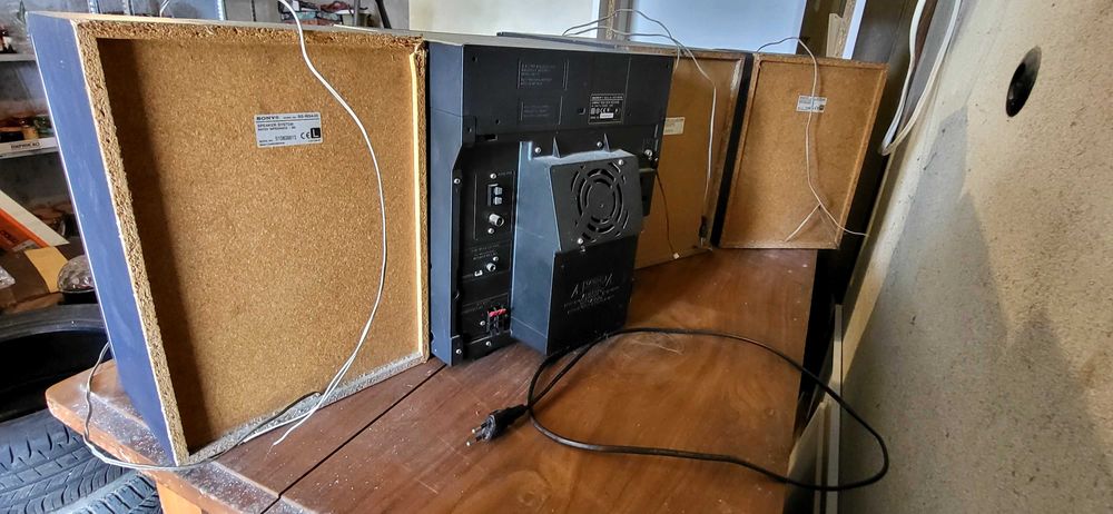 Продвам музикална система Sony