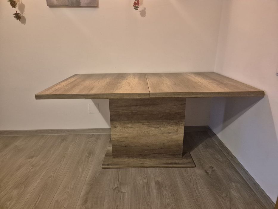 Masa extensibila Tiziano 800 lei negociabil