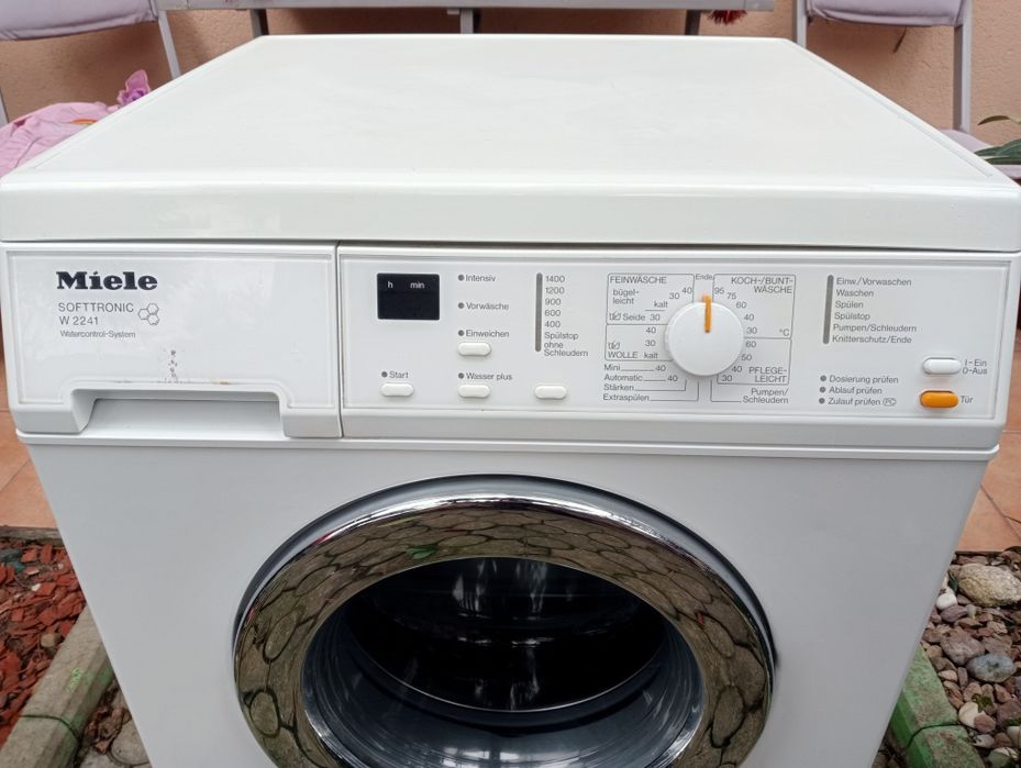 Masina Spalat Germana Miele W2241 Softronic Cuva fagure clasa AAA