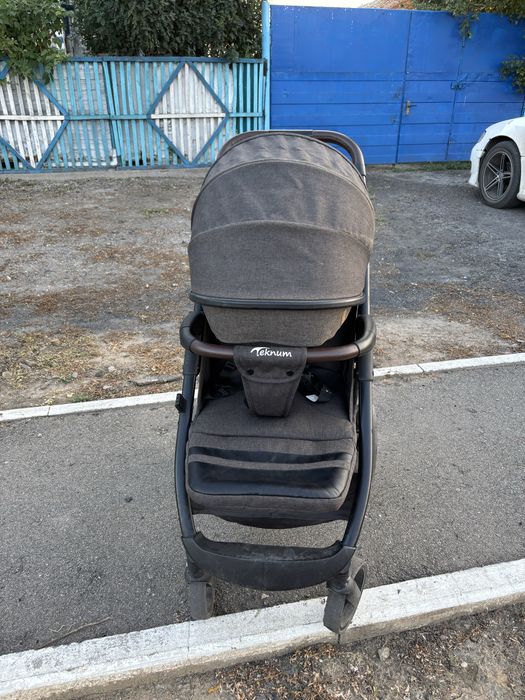 Продам детскую коляску