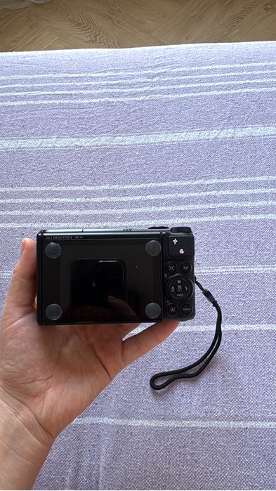 Продам камеру Canon Sx740 hs