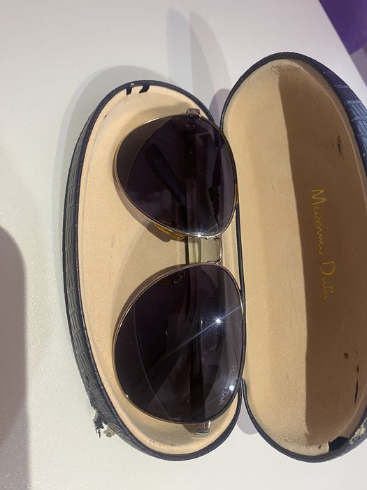 Продавам оригинални слънчеви  очила Massimo Dutti
