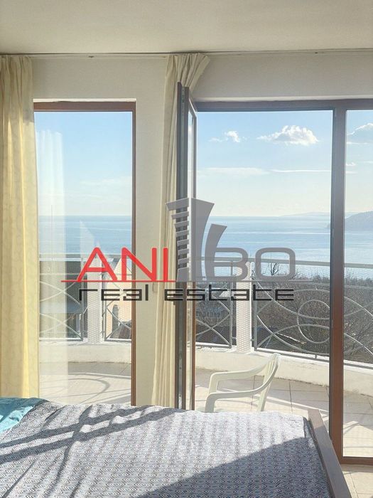 Продава се Къща в Варна, Бриз - 360 кв.м за 973 €/кв.м - Снимка #2