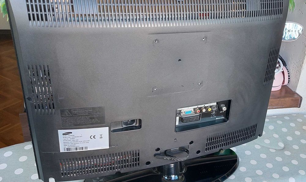 Телевизор Samsung