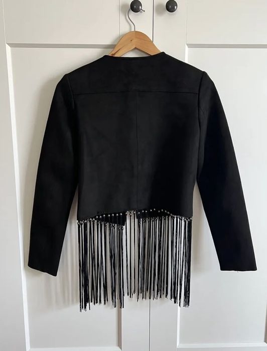 Нов къс блейзър Zara