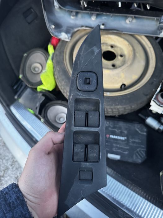 Части за Мазда 3